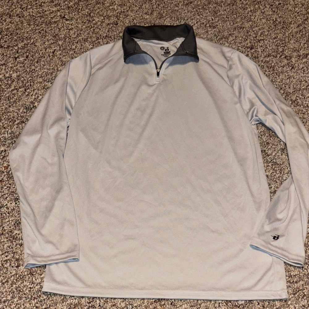 New Badger 1/4 zip light gray with charcoal collar Boys Youth XL Add graphic